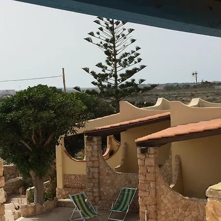 בית נופש Punta Sottile A 2 Passi Dalla Di Cala Francese *