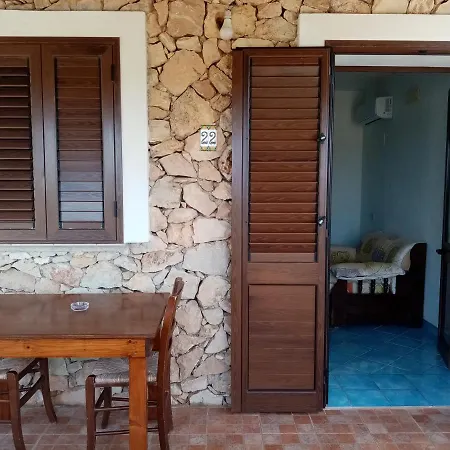 Punta Sottile A 2 Passi Dalla Di Cala Francese Dom wakacyjny Lampedusa