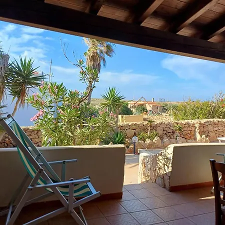 בית נופש Punta Sottile A 2 Passi Dalla Di Cala Francese למפדוזה